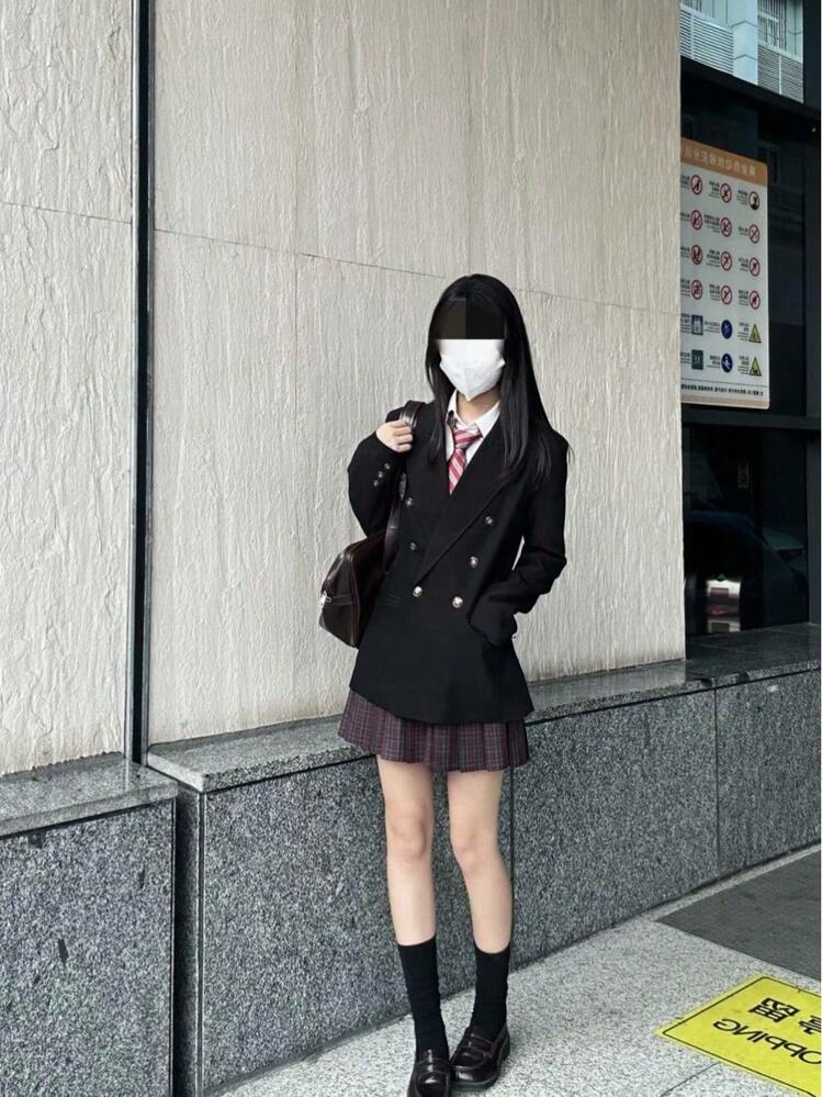 Cosplay Clothing - Black Fitted Suit / Follow and Collect to Receive a Badge - View 11