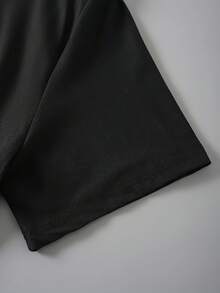 100% fibra de poliéster. Camiseta de manga corta con cuello redondo, estilo retro casual para mujer, con estampado de emojis y moda urbana, ideal para uso diario en todas las estaciones. - Negro - Ver 5