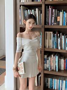 Bộ đồ 2 mảnh kiểu Pháp màu trắng, thắt eo, thời trang dành cho nữ, gồm áo cổ chữ V hở vai và chân váy xếp ly, thích hợp cho mùa hè. - trắng - Xem 2