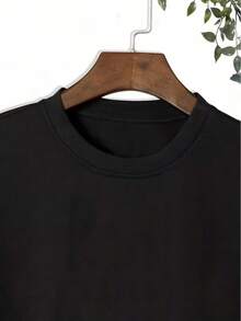 Design PNG Bigface Jucător de Baschet Igface, Design pentru Tricou, Design Baschet (Descărcare Digitală) Tricou Grafic Vintage - Y2K Bărbați / Trap Latino / Street Fashion / Party Vibes, Este Confecționat Din Bumbac Pur Și Este Potrivit Pentru Toate Sezoanele, Ceea Ce Îl Face Un Cadou Excelent Pentru Prieteni. - Negru - Vizualizare 3