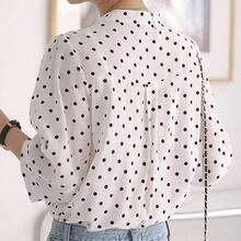 Women's fashion  Blusa casual elegante con cuello en V y estampado de lunares para mujer, top de manga larga con volantes - Blanco - Ver 4