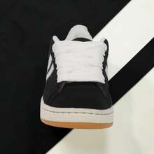 Black And White Street 00s Sneakers For Men And Women - Famous - On - 00s BLACK aND WHITE - View 6