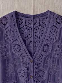 波希米亞風V領刺繡罩衫 - 寬鬆版型和服罩衫，適合夏季海灘度假，附花卉蕾絲細節 - 藏蓝色 - 查看 7