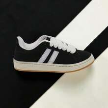 Black And White Street 00s Sneakers For Men And Women - Famous - On - 00s BLACK aND WHITE - View 7