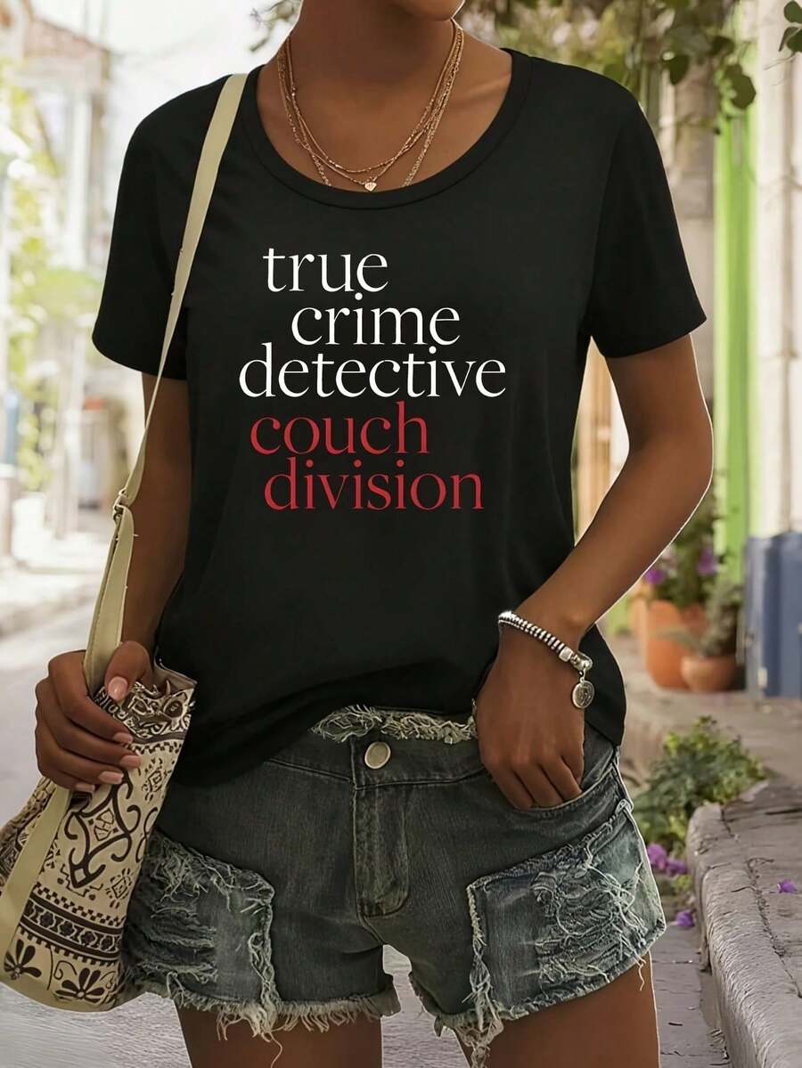 Camiseta True Crime Detective Couch Division 1 Pieza, Camiseta de Talla Grande para Mujer, Divertida, con Estampado Gráfico, Manga Corta, Camiseta Novedosa, 100% Poliéster, Cuello Redondo, Ropa Casual, 220g - Negro - Ver 1