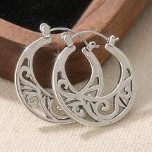 Vintage Boho Crescent Moon Hoop Earrings, Hollow Carved Floral Design In Distressed Silver Tone, Niche Vibe Suitable For Vacation Outfits - Silver - View 7