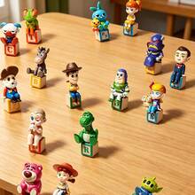 Miniso Disney Pixar Puppe Story 30. Jubiläums Retro Edition Blind Box Figur, klassische IP neu gestaltet mit interessantem Flugschach-Design, nur Blind Box Figur, Flugschachbrett nicht enthalten (zufällige 1 Stück) - Verschiedenfarbig - Übersicht 4