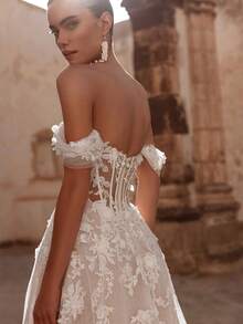 Elegant Sexy Off Shoulder Lace Appliqué A Line Wedding Dress,Registry Office Dresses Bridal Gown,Evening Party Dress Birthday Party Dress Country Wedding,Romantic Church Ceremony Wedding Dress,Suitable For Wedding,Dating,Party,Singles' Party,Vacation,Formal Occasions,Dinner Dress,Prom Dress,Homecoming Dess,Cocktail Party,Wedding Guest Dress,Graduation - 白色 - 查看 5