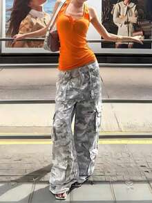 Vacation Outfits Women Black Crop Tank Top & Camo Print Multi-Pocket Cargo Pants Set, Summer Streetwear Co-Ord - 灰色 - 查看 10