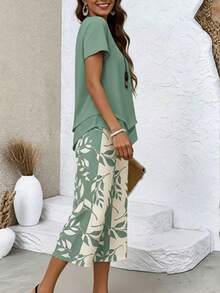 Women's Leaf Print 2 Piece Outfit, Lightweight Breathable Asymmetrical Hem Short Sleeve Top & Capri Pants, Casual Daily Vacation Summer Outfit Set - 綠色 - 查看 3