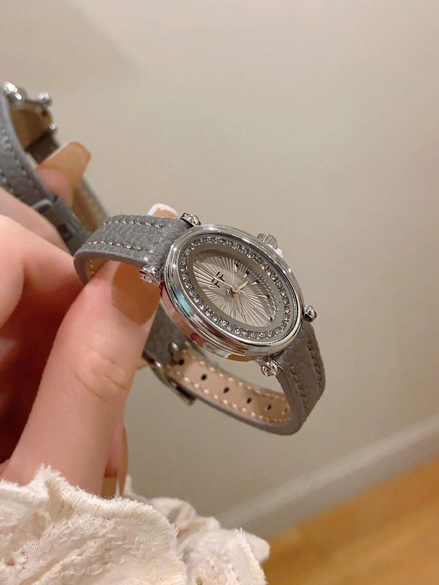 1pc Women's Oval Roman Numeral Casual Elegant Quartz Wrist Watch, Suitable For Daily Wear - Grey - View 1