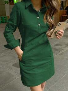 Vestido corto elegante de mujer con manga larga, estilo de moda casual con solapa y decoración de botones, para primavera y otoño - Verde - Ver 3