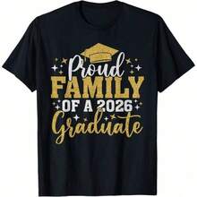 T-shirt för studenten 2026, Familjefest 2026, Stolt familj till en student, T-shirt storlek 2Y-10Y, S-XXXL, Barnkläder för pojkar, Damtröjor, Herrkläder, Toppar för tonårspojkar, Perfekt present till skolans sista dag och Miljödagen, Fars dag, Matchande kläder för föräldrar och barn. - Svart - Visa 1