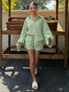 Conjunto de camisa y pantalones cortos tejidos de color verde, de estilo casual y vacacional para mujer - Verde - Ver 5
