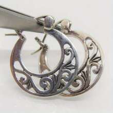 Vintage Boho Crescent Moon Hoop Earrings, Hollow Carved Floral Design In Distressed Silver Tone, Niche Vibe Suitable For Vacation Outfits - Silver - View 1