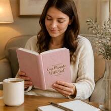 One Minute With God For Women: 365 Daily Devotionals Bible Record Book, PinkHardcover, Exquisite Embossed Floral Design, Golden Foil Title, Log BookSpiritual Inspiration - Prayer Gift For Mom - Pink Floral Texture - View 3