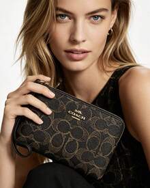 Coach Corner Zip 15/16 Monogram Wristlet Zip Short Wallet with Heart Charm Women's Wrist Strap Card Phone Purse - 棕色拼金色 - 查看 6