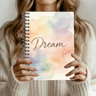1 cuốn sổ tay A5 Dream Spiral, bìa có họa tiết chuyển màu nước nhẹ nhàng và chữ viết tay truyền cảm hứng, sổ kẻ dòng và lập kế hoạch hàng tuần cho công việc, học tập và theo dõi ý tưởng, văn phòng phẩm thẩm mỹ hoàn hảo.