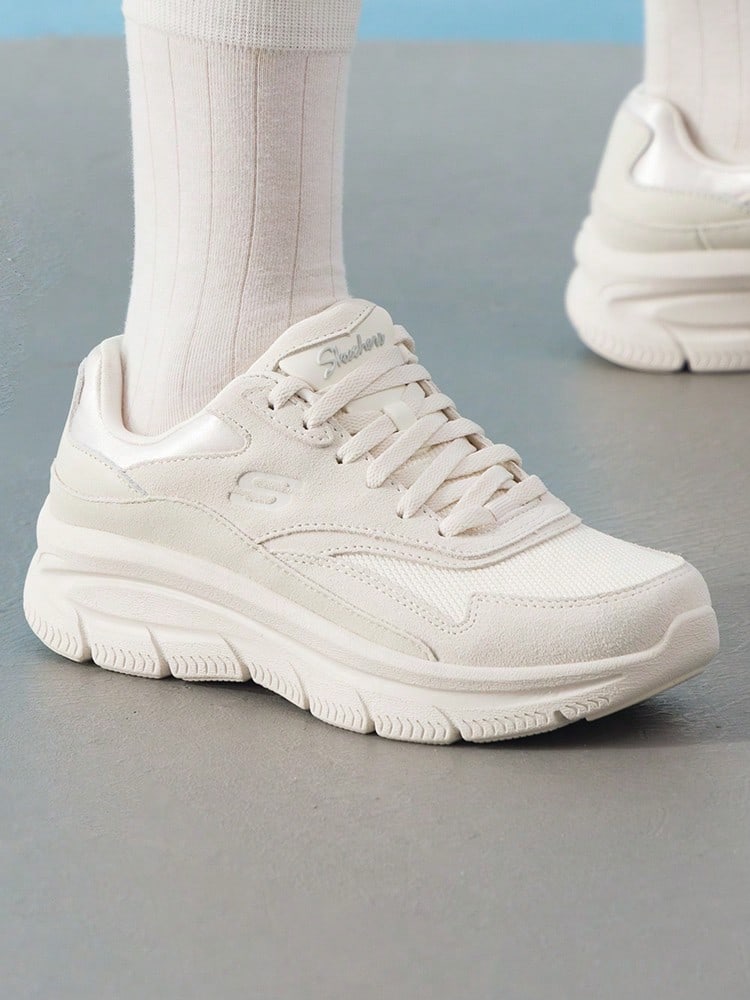 Skechers MODERN D'LUX系列女士休闲鞋，轻便女鞋，适合短途旅行和运动，158590-OFWT - 乳白色 - 查看 1