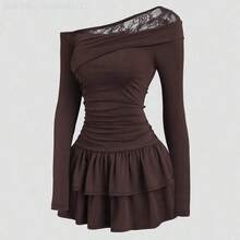 MewMuse.  Nuevo vestido mini elegante de uso diario con cintura ceñida, bajo acampanado, hombros oblicuos y parches de encaje para mujeres - Rosa Roja - Ver 2