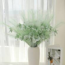 Statues - Green - View 1