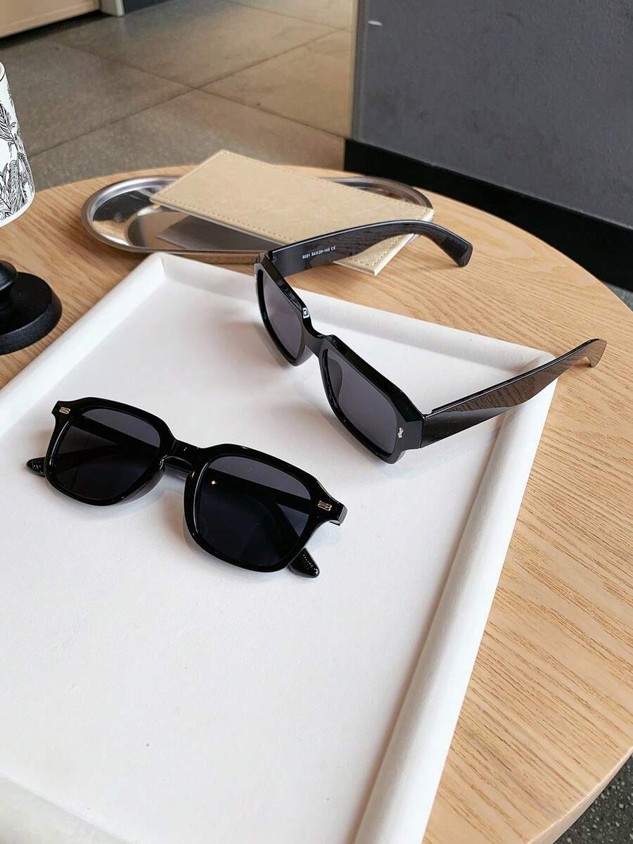 2PCS Vintage Rectangular Frame Sunglasses, Plastic Fashion Classic Style, Decorative Outdoor Travel Beach Vacation UV Protection Glasses For Men And Women - Black - View 1