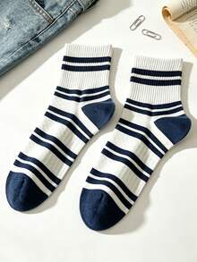 1/5 Pairs Random Men's Black, White & Navy Striped Letter Rib Knit Breathable Moisture-Wicking Short Socks, Casual Sports Style Suitable For Daily Commute - Multicolor - View 5