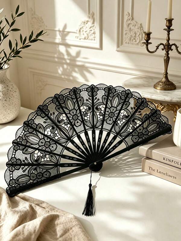 1 pieza Abanico plegable de encaje vintage, abanico de mano elegante francés en negro, blanco y beige, adecuado para Hanfu, Lolita, boda, dama de honor, ventilador plegable y portátil ligero, estilo lujoso Ins