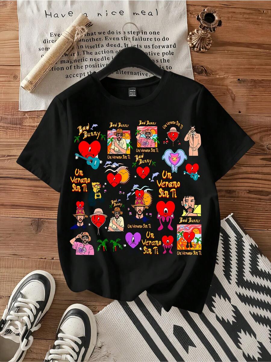 Un Verano Sin Ti Collage Tee.Vintage Graphic Print Casual Cotton Short Sleeve T-Shirt - Black - View 1