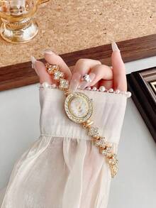 1pc Cute Fashion Women's Bracelet Watch, Simple Round Dial, Diamond Water Ripple Pattern, Alloy Quartz Watch, Suitable For Daily Wear, Birthday, Anniversary, Year-End, Cyber Monday, Halloween And Other Holiday Gifts. Gift Box Not Included. - White - View 15