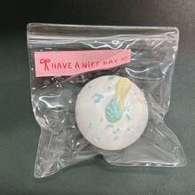 1个可爱冰淇淋球（TPR材质），外观超级萌，趣味十足，彻底缓解压力，手持挤压玩具，生日礼物，节日礼物，赠品，礼品 - 彩色 - 查看 11