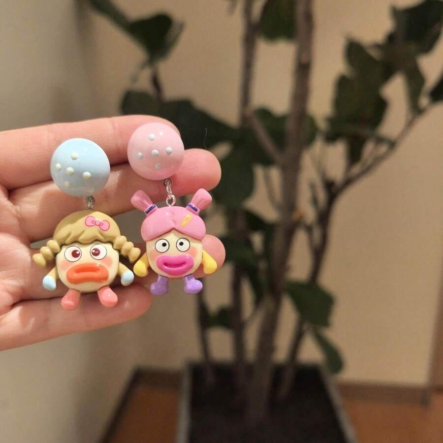 1 Pair Funny Cute Resin Earrings, Pink & Blue Polka Dot Ball + Sausage Lips Baby Design Decorative Earrings For Women, Daily / Theme Party Wear - Multicolor - View 1