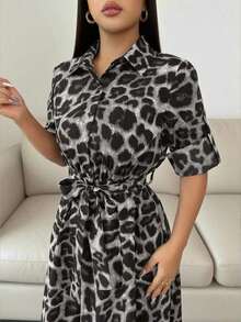 Vestido camisero de mujer con estampado de leopardo y flores, con lazo, abertura, manga larga convertible a manga corta - Gris Claro - Ver 3