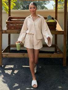 Conjunto de camisa tejida blanca y pantalones cortos de verano, nuevo y casual para vacaciones de mujer - Caqui - Ver 4