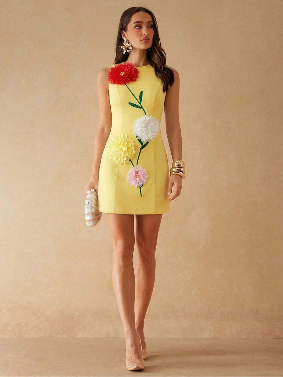 Vestido mini de moda con cuello redondo y sin mangas, con bordado floral, adecuado para vacaciones - Amarillo claro 2 - Ver 1