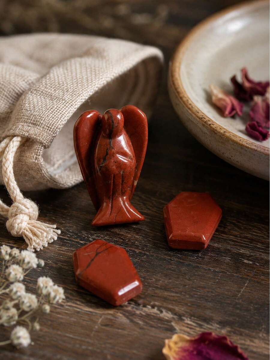 紅碧玉手工雕刻組-療癒平安天使與暗黑美學棺材裝飾品。守護天使雕像搭配迷你棺材小雕像,巫術祭壇裝飾與收藏家的絕佳選擇。 - 紅色 - 查看 1