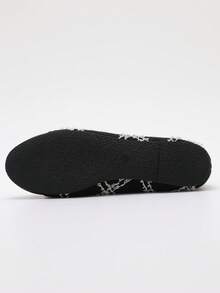 Ballet Shoes, Versatile Low-Top Soft Bottom Comfortable Lightweight Casual Shoes, Fashionable For Work And Everyday Wear, Spring/Summer/Autumn - Black and White - View 4