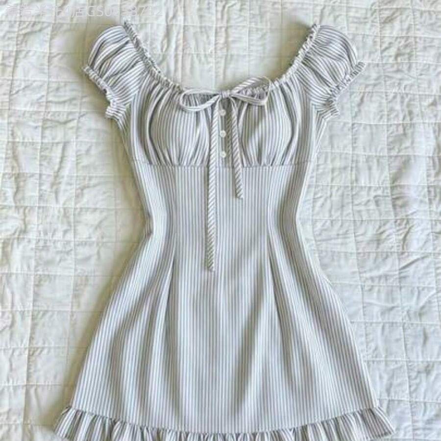 Fengyu Women's Clothing Store Vestido ajustado de Body con volantes en el bajo, de corte bajo, de rayas azul marino, de estilo casual de verano para mujer - Blanco - Ver 1
