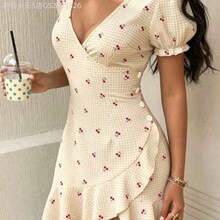 Yunuo Menswear  Vestido corto con cuello en V, volantes y estampado de cerezas para mujer - Albaricoque - Ver 1