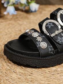 Solid Color Rivet Decor New Fashion Metal Buckle Decor Peep Toe Platform Thick Bottom Slides, Thick Sole Double Strap Casual Slippers For Outdoor Wear - Black Monogram - View 6