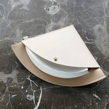 Soporte impermeable de cuero en forma de cono para filtros de café de papel, estante reutilizable para guardar bolsas de filtro de café. - Marrón - Ver 7