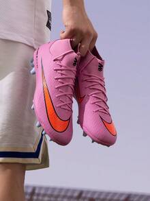 Nike Zapatos de fútbol ZM SUPERFLY 10 ACADEMY AG, tacos AG, absorción de impactos, agarre, hombre, cancha de césped artificial largo, partido y entrenamiento, FQ8329-600 - Flamenco misterioso rojo/negro/rojo anaranjado brillante - Ver 2