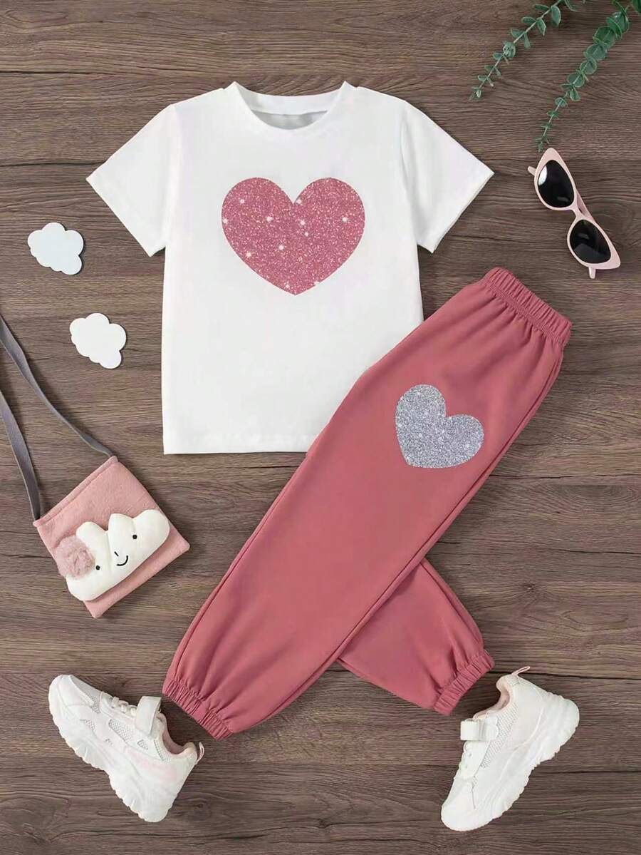 Set de 2 piezas de ropa casual de verano para niñas, que incluye una camiseta de manga corta con estampado de corazones y pantalones de longitud completa, con ajuste regular - Rosa Oxidada - Ver 1