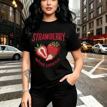 Camiseta de mujer con estampado "STRAWBERRY" y fresas rojas sobre fondo negro, diseño gráfico moderno con frase "ACTIVE LIFESTYLE" - camiseta casual de manga corta con ajuste cómodo y estilo urbano vibrante - ideal para paseos por la ciudad, eventos - Negro - Ver 8