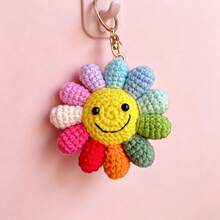 1pc Exquisite Handmade Sunflower Keychain, Fleece Hook Woven Product, Car Sunflower Key, Warm And Cute Gift, Suitable For Cars, Bag Pendants, Gifts For Relatives Or Friends, Suitable For Men And Women, Souvenirs, Gifts, Very Suitable For Valentine's Day - A - View 5