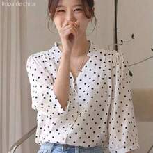 Women's fashion  Blusa casual elegante con cuello en V y estampado de lunares para mujer, top de manga larga con volantes - Blanco - Ver 1