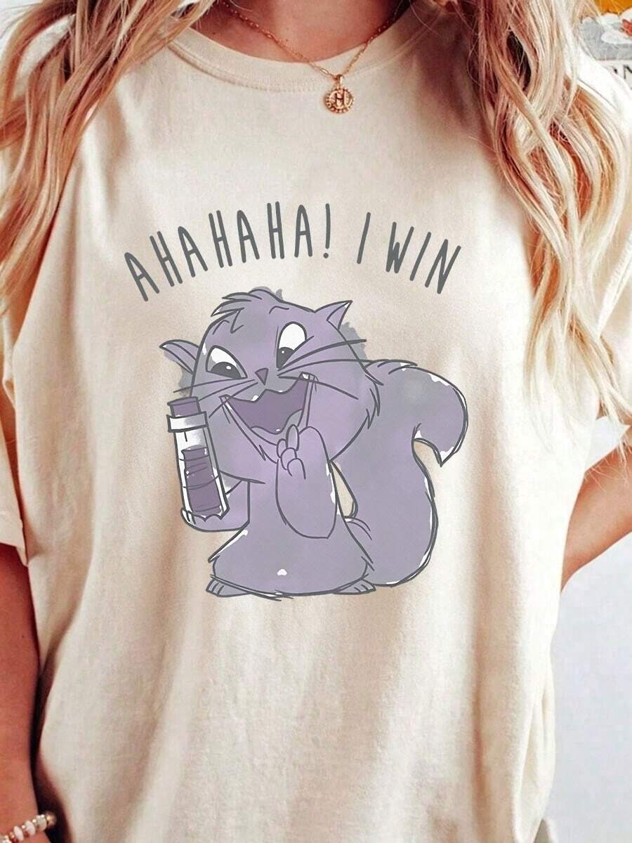 "The Emperor's New Groove" Yzma C1At Ahaha I Win T-Shirt For Men, Women, And Sizes S To 5XL. Women's T-Shirt Available In Sizes S To 5XL. K186220G This Unisex T-Shirt Is Made Of 100% Cotton With A Tight Knit Pattern, Ensuring Its Durability. Suitable For All Body Types, Both Men And Women. Its Durable, High-Quality Fabric Is Ideal For Various Sewing Projects, Offering A Soft And Resilient Feel. It Is Also Very Breathable. Perfect For Spring/Summer, Vacation Outfits, And Party Wear. Women's Oversized Graphic T-Shirt, Casual Summer - 杏色 - 查看 1