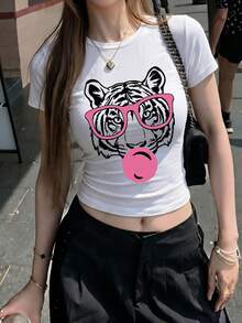 Y2K 酷炫风白色修身短款T恤，饰有老虎头图案，舒适圆领短袖设计，适合女性休闲夏季穿着。 - 白色 - 查看 1