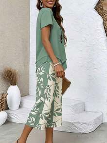 Women's Two-Piece Summer Set, Layered Short Sleeved Top And Leaf Printed Straight Leg Cropped Pants, Casual Breathable Casual Suit Set, - Green - View 7