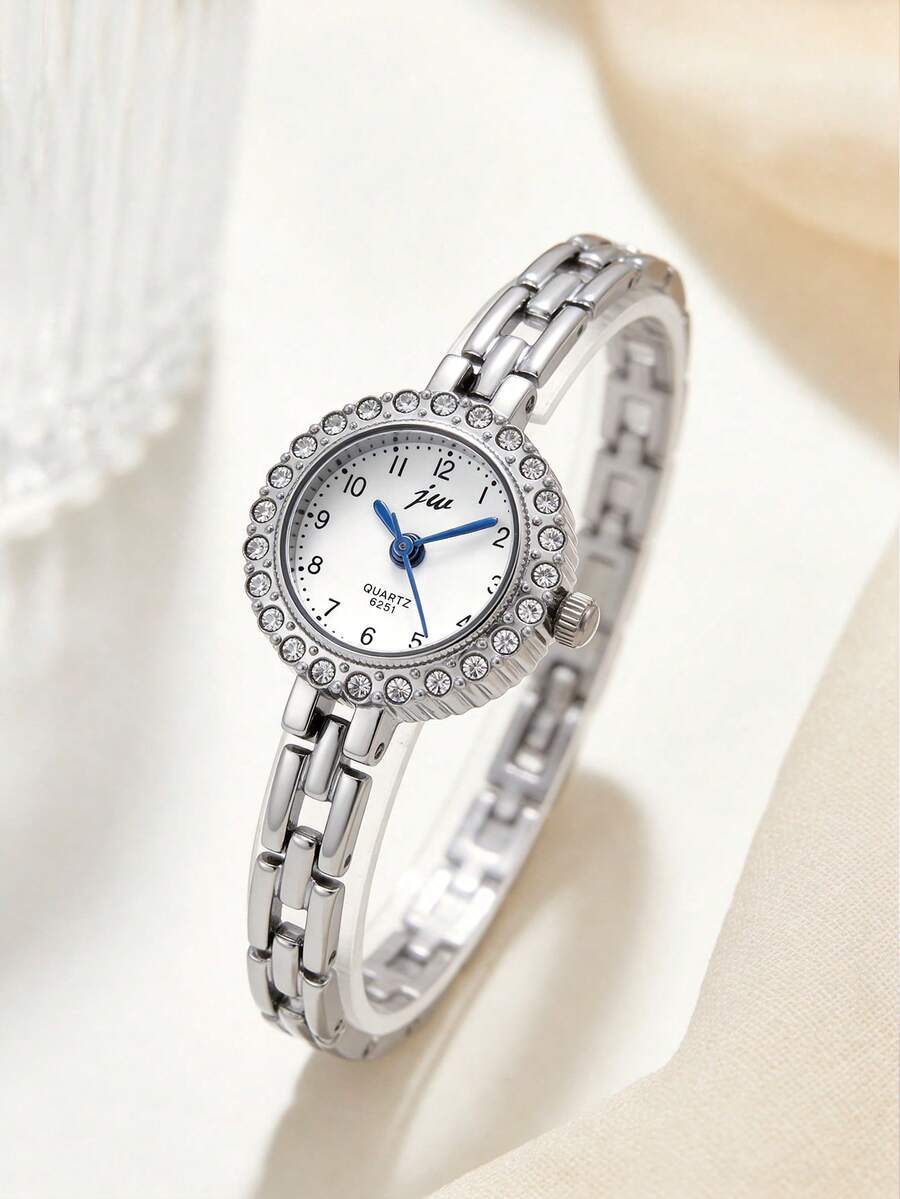 1pc Fashion Women's Alloy Bracelet Watch, Elegant Vintage, Round Dial With Numbers & Rhinestone Bezel, Suitable For Multiple Occasions, Ideal Holiday Gift - Silver - View 1